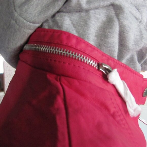 PALOMARES LADIES MAGENTA VEGAN LEATHER BOMBER JACKET - Picture 5 of 15